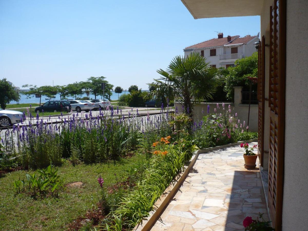 Apartment By The Sea - 11647